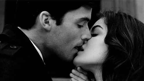 Kiss GIF Kiss GIF